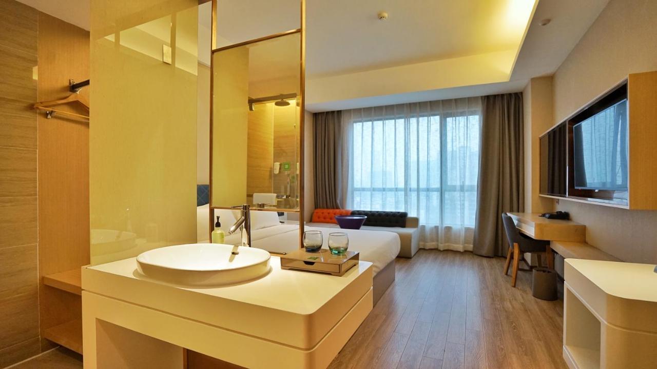 Ibis Styles Hangzhou Chaowang Road Hotel Bagian luar foto